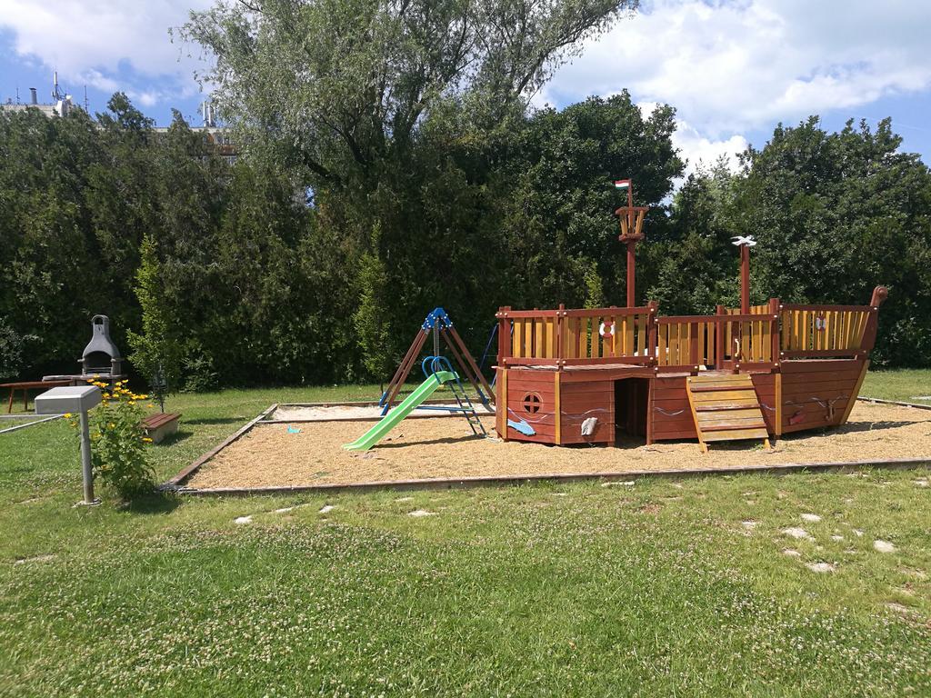 Hanga Apartman Siofok Bagian luar foto